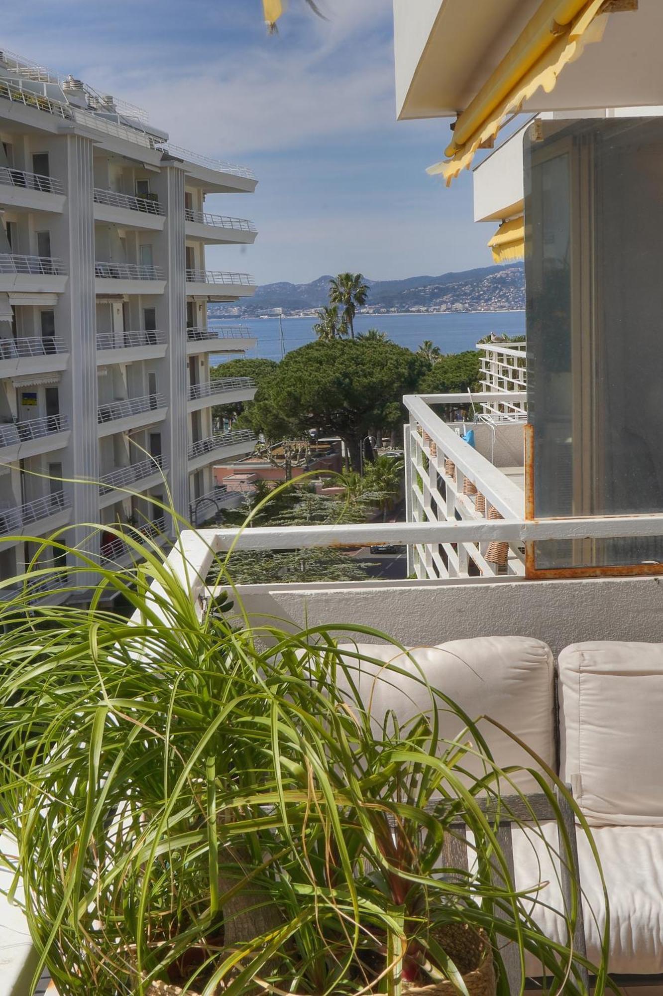Frgk "Etoile Du Sud Terrasse Vue Mer Palm Beach" คานส์ ภายนอก รูปภาพ